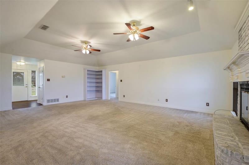 11278 Jackson Road, Krum TX 76249 - Photo 7