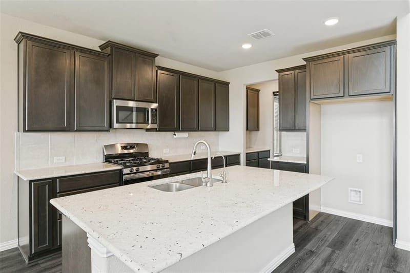400 Acton Avenue, Fort Worth TX 76131 - Photo 13