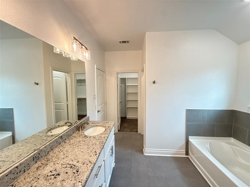 704 Hardaway Drive, Greenville TX 75402 - Photo 13
