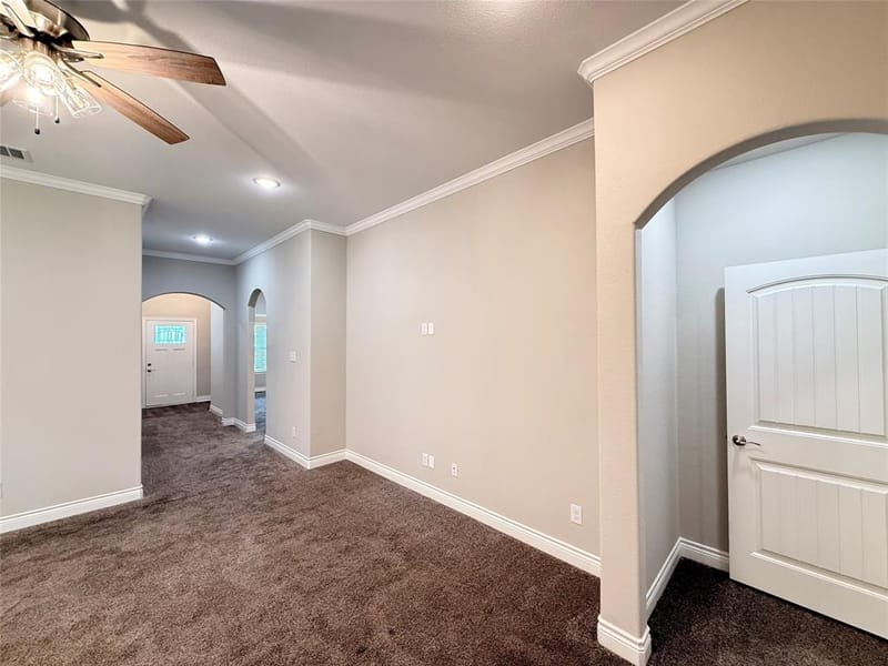 704 Hardaway Drive, Greenville TX 75402 - Photo 10