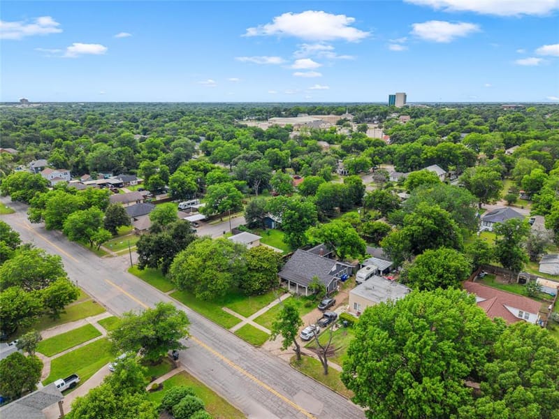 2717 Colcord Avenue, Waco TX 76707 - Photo 24