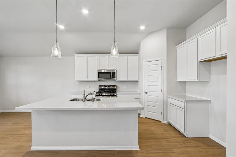 13041 Limestone Street, Providence Village TX 76227 - Photo 2