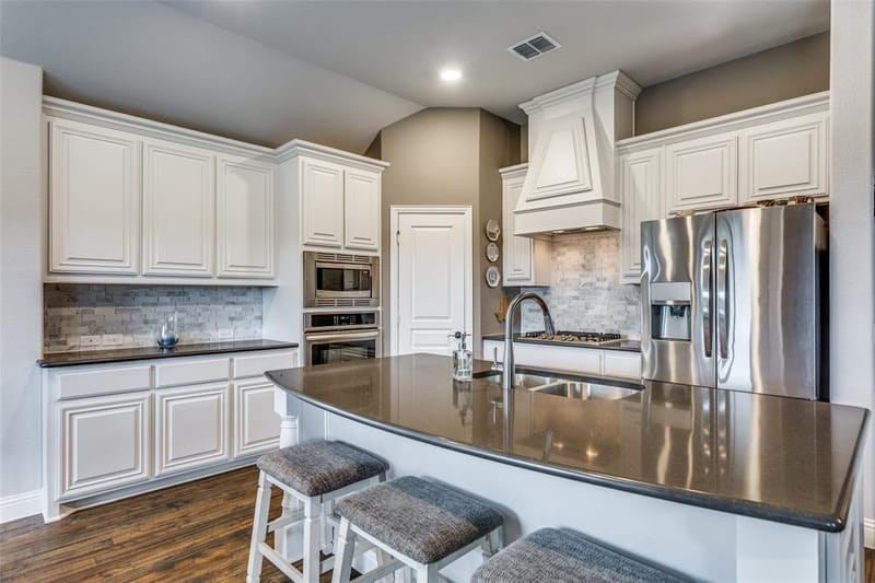 1000 Brenham Drive, Godley TX 76044 - Photo 9