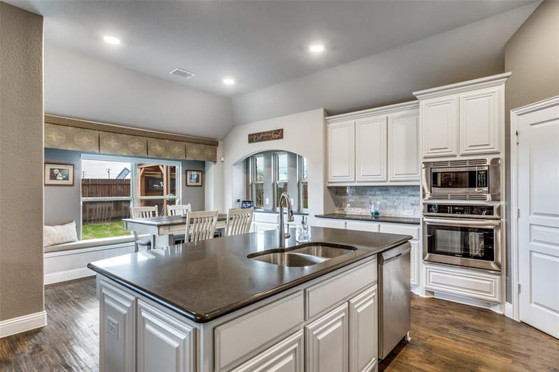1000 Brenham Drive, Godley TX 76044 - Photo 10