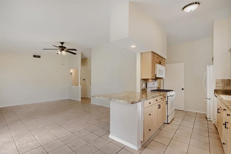 2307 Fyke Road, Carrollton TX 75006 - Photo 9