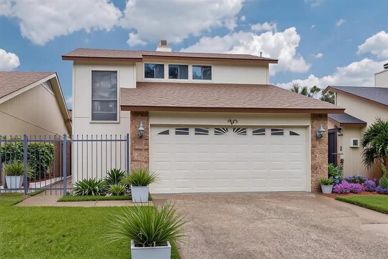 2923 Antares Circle, Garland TX 75044 - Photo 2