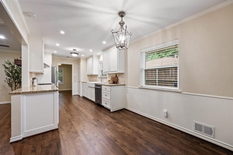 7225 Heathermore Drive, Dallas TX 75248 - Photo 10