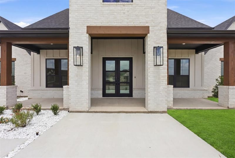 1024 Ranch Vista Road, Granbury TX 76049 - Photo 3