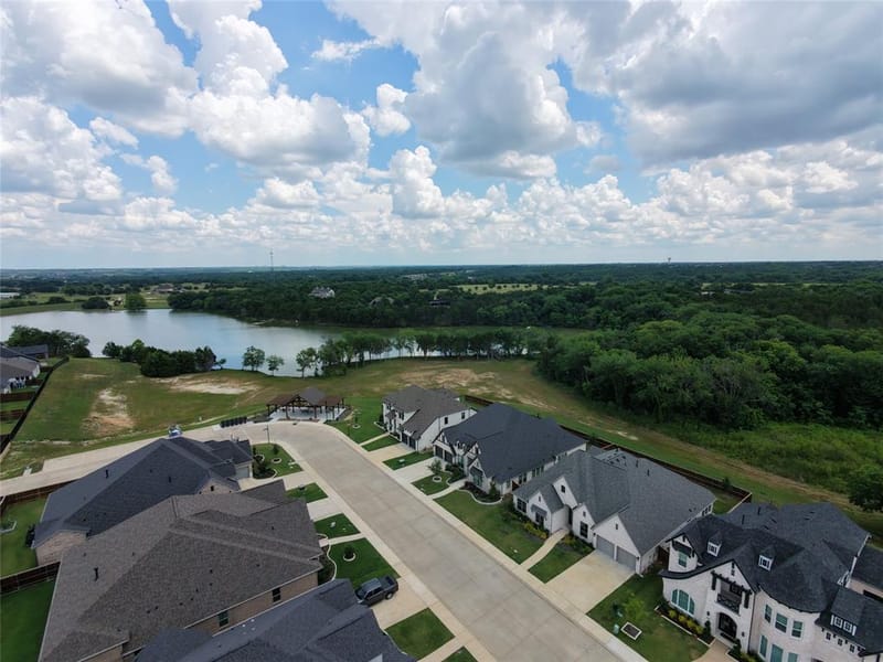 2834 Midlake Drive, Midlothian TX 76065