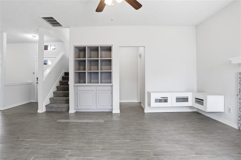 2142 Falcon Ridge Drive, Carrollton TX 75010 - Photo 9