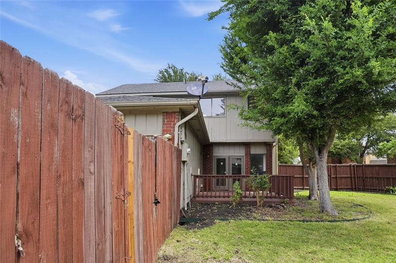 2142 Falcon Ridge Drive, Carrollton TX 75010 - Photo 29