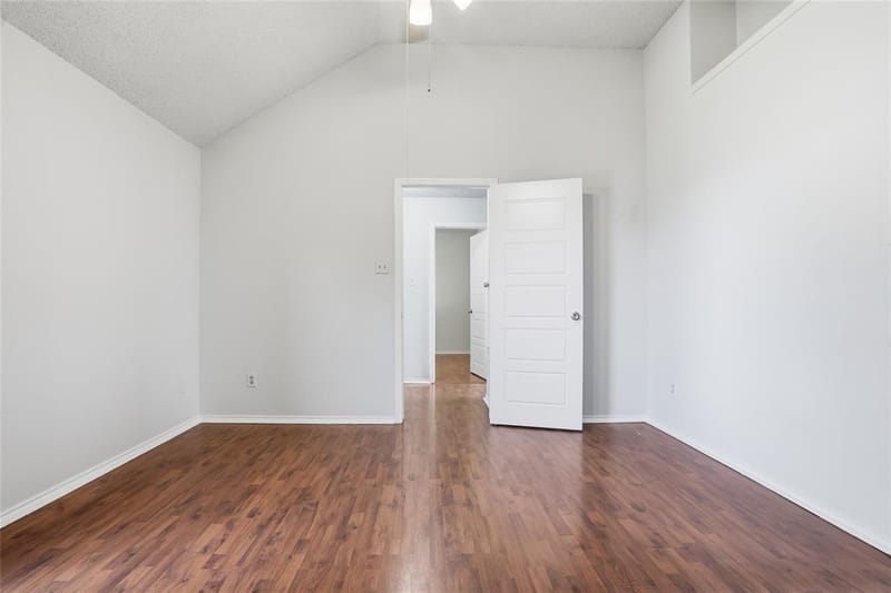 2142 Falcon Ridge Drive, Carrollton TX 75010 - Photo 4