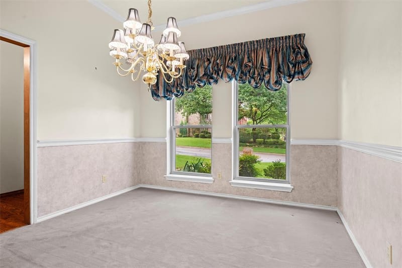 4930 High Creek Drive, Arlington TX 76017 - Photo 5
