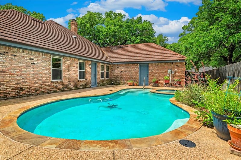 4930 High Creek Drive, Arlington TX 76017 - Photo 38