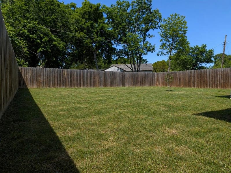 2871 E Overton Road, Dallas TX 75216 - Photo 19