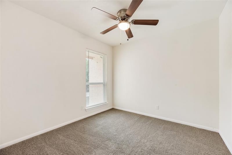514 Valley Park Drive, Garland TX 75043 - Photo 16