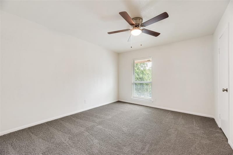 514 Valley Park Drive, Garland TX 75043 - Photo 18