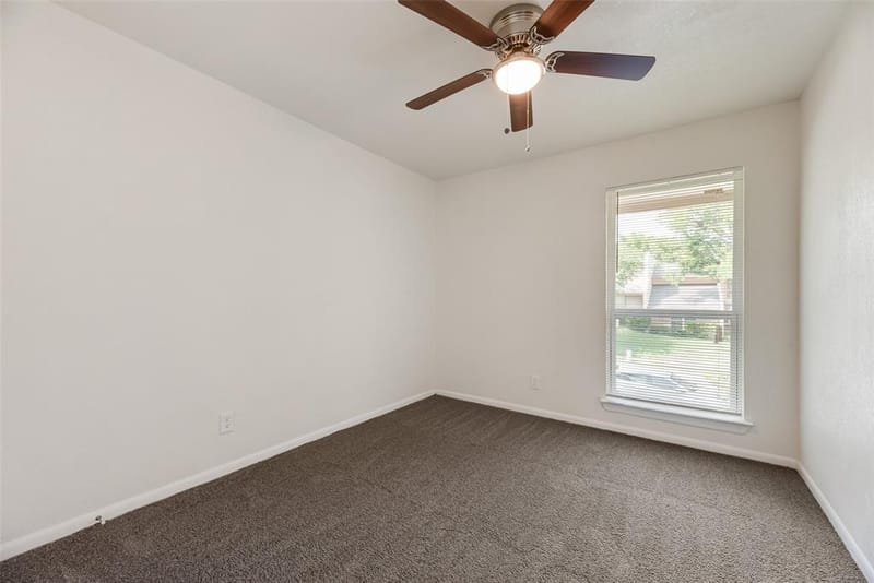 514 Valley Park Drive, Garland TX 75043 - Photo 11