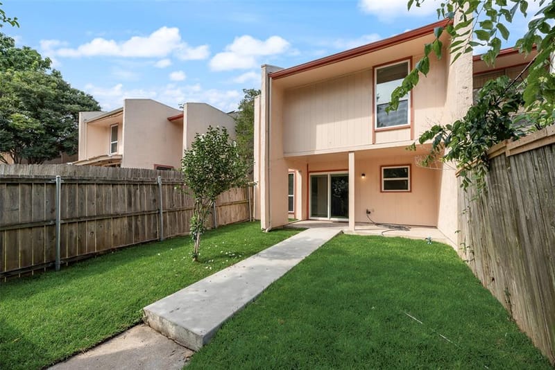514 Valley Park Drive, Garland TX 75043 - Photo 25