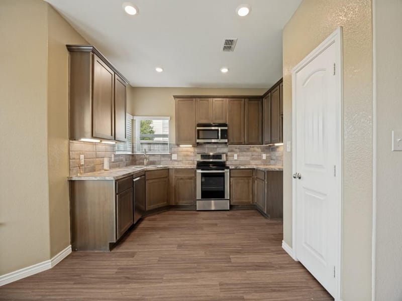 3310 Sweetwater Way, Sherman TX 75090 - Photo 6
