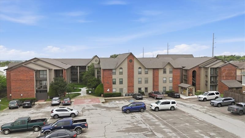 218 N Texas Boulevard # 109, Denton TX 76201 - Photo 2