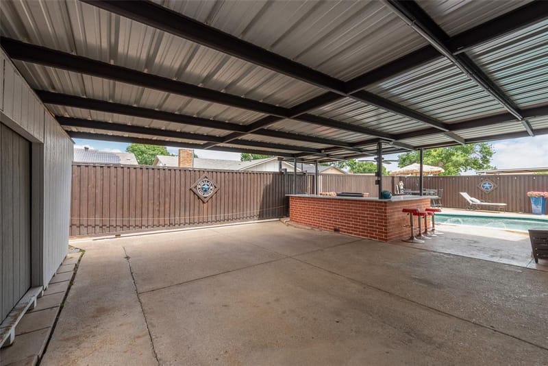 1911 White Rose Lane, Carrollton TX 75007 - Photo 11
