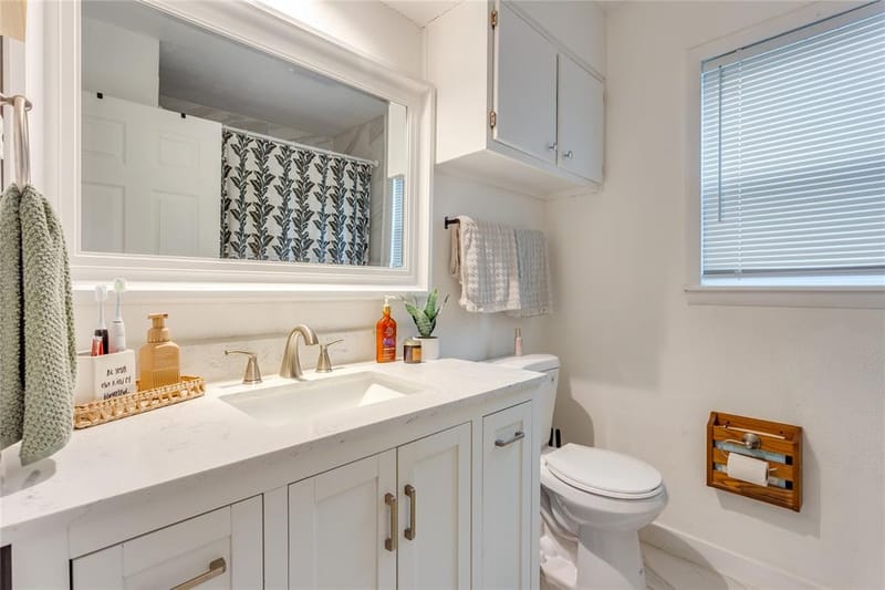2012 Bradford Drive, Arlington TX 76010 - Photo 10