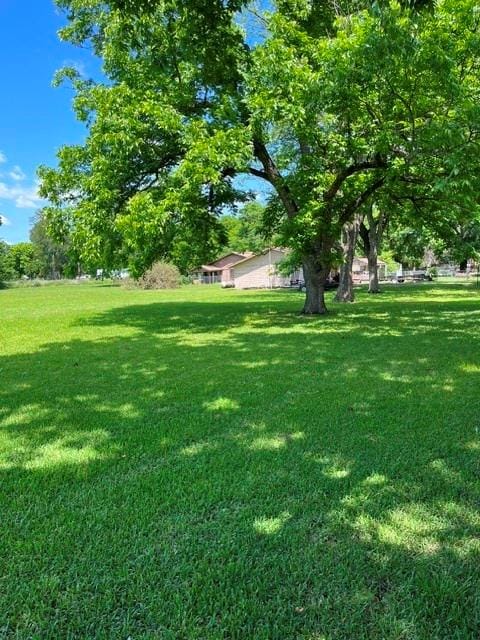304 Sunset Street, Roxton TX 75477 - Photo 30