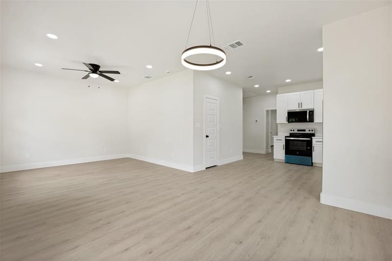 2834 Tanner Street, Dallas TX 75215 - Photo 6