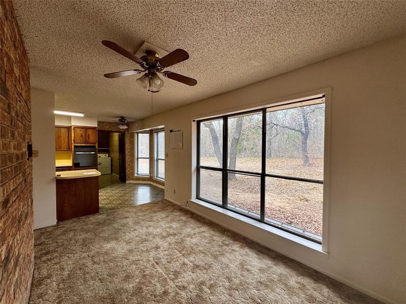1304 W Wise Street, Bowie TX 76230 - Photo 9