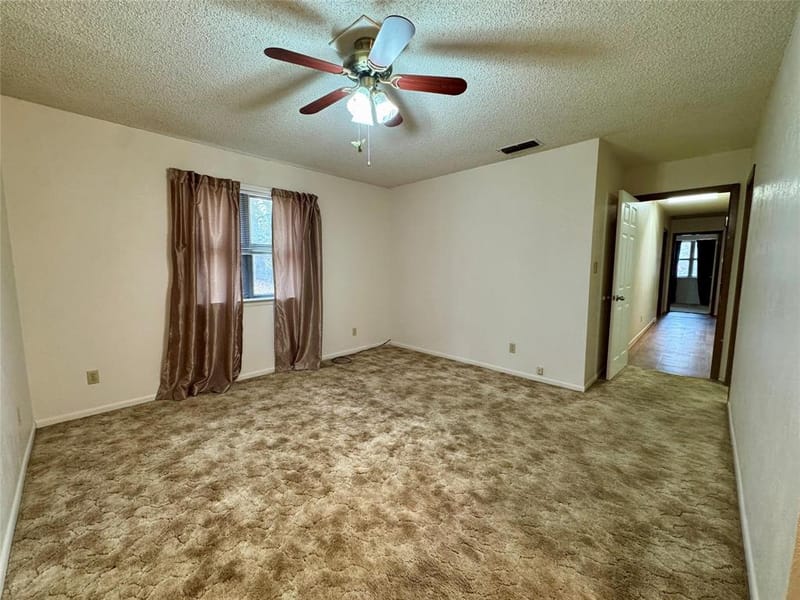 1304 W Wise Street, Bowie TX 76230 - Photo 14
