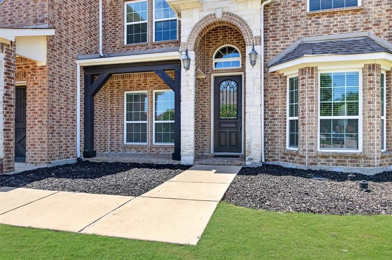13811 Sorano Drive, Frisco TX 75035 - Photo 2