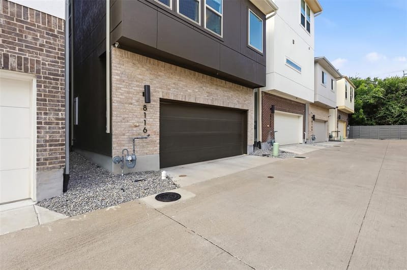 8116 Radnor Road, Dallas TX 75231 - Photo 31
