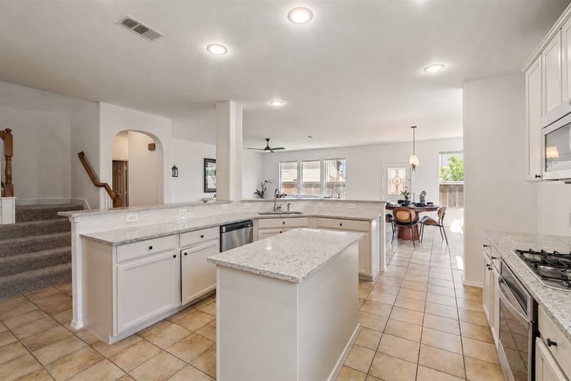 4204 Bridgestone Drive, Fort Worth TX 76123 - Photo 5