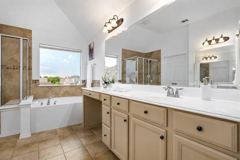 4204 Bridgestone Drive, Fort Worth TX 76123 - Photo 10