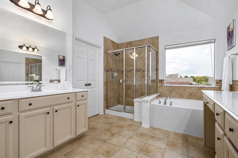 4204 Bridgestone Drive, Fort Worth TX 76123 - Photo 11