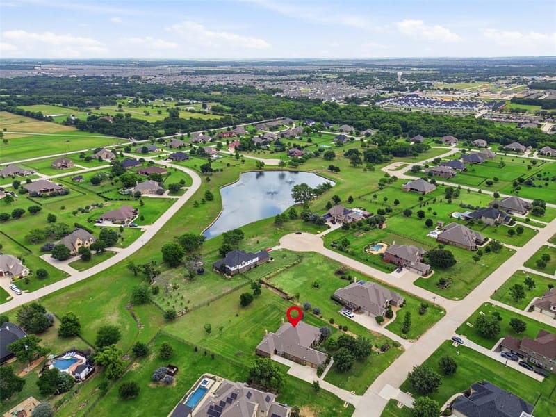 186 Las Colinas Trail, Cross Roads TX 76227 - Photo 6