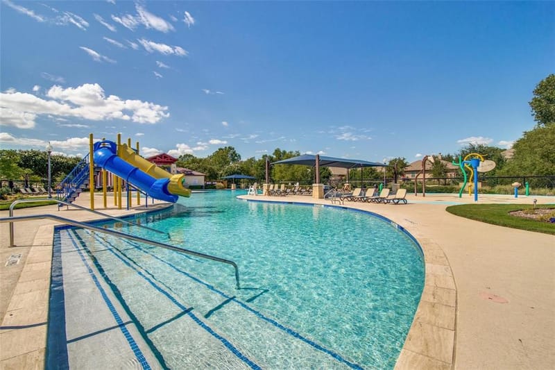 8924 Holliday Lane, Aubrey TX 76227 - Photo 22