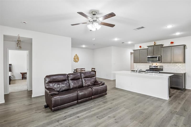 3910 Faulkner Avenue, Celina TX 76227 - Photo 6