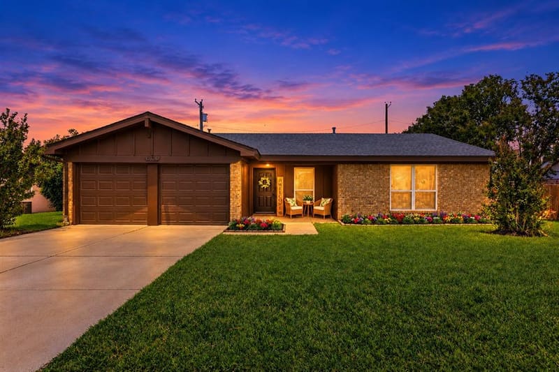 1909 Schumac Lane, Bedford TX 76022 - Photo 3