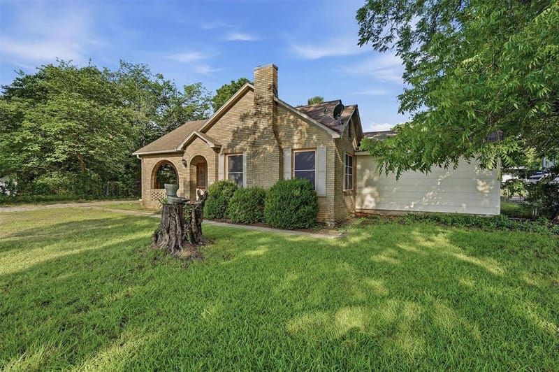 2912 W Morton Street, Denison TX 75020 - Photo 2