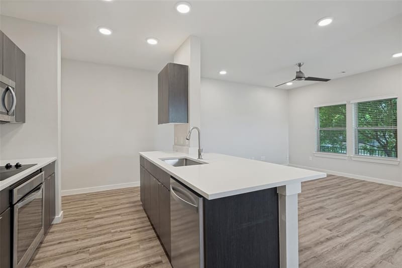 1596 Fiji Street, Dallas TX 75203 - Photo 16