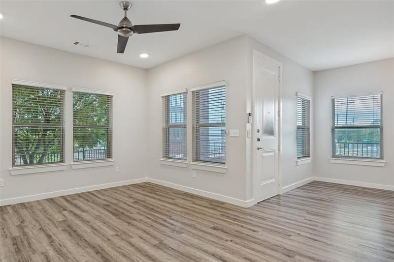 1596 Fiji Street, Dallas TX 75203 - Photo 12