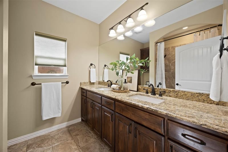 8230 Glenwick Drive, Waxahachie TX 75167 - Photo 17