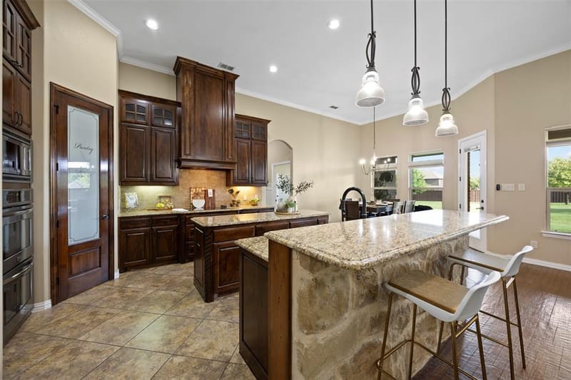 8230 Glenwick Drive, Waxahachie TX 75167 - Photo 10