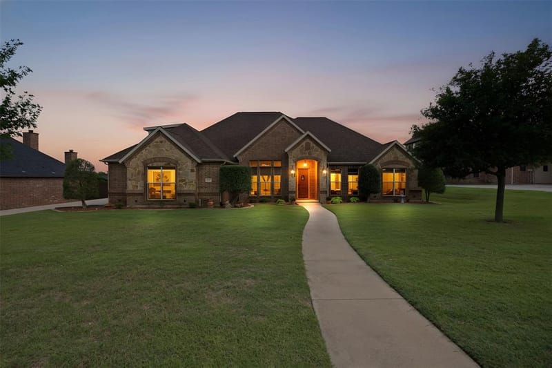 8230 Glenwick Drive, Waxahachie TX 75167 - Photo 4