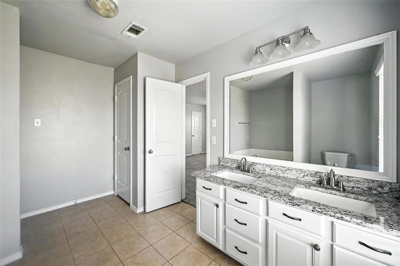 8540 Boswell Meadows Drive, Fort Worth TX 76179 - Photo 6