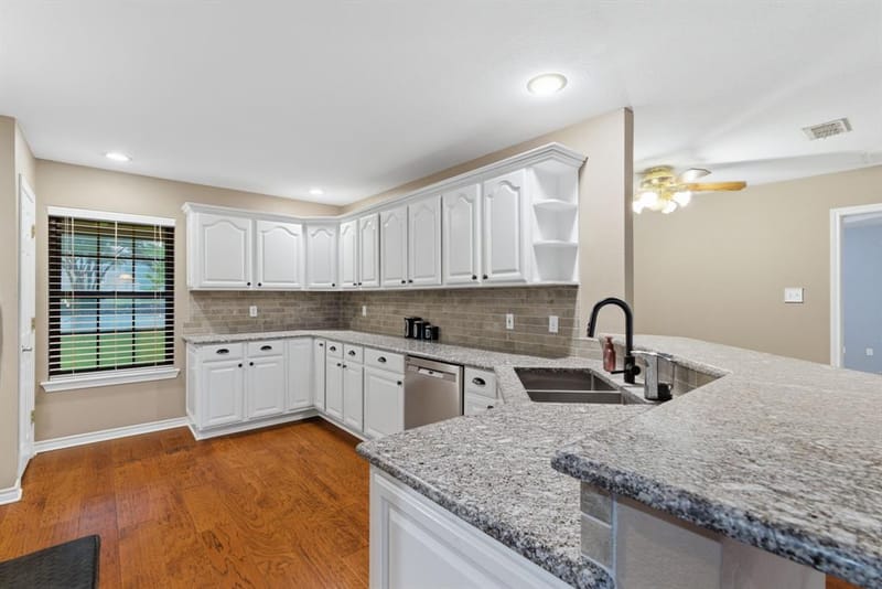 7512 Woodland Drive, Alvarado TX 76009 - Photo 6