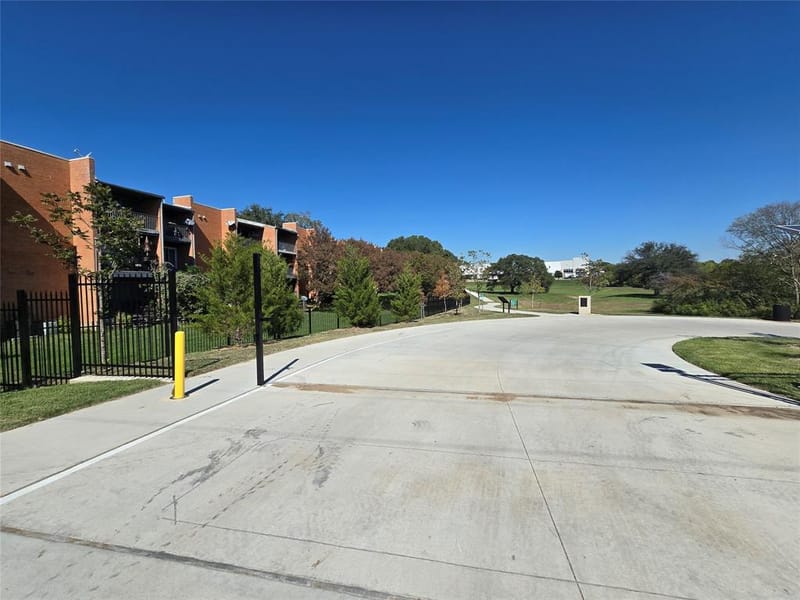 506 E Avenue J # A, Grand Prairie TX 75050 - Photo 17
