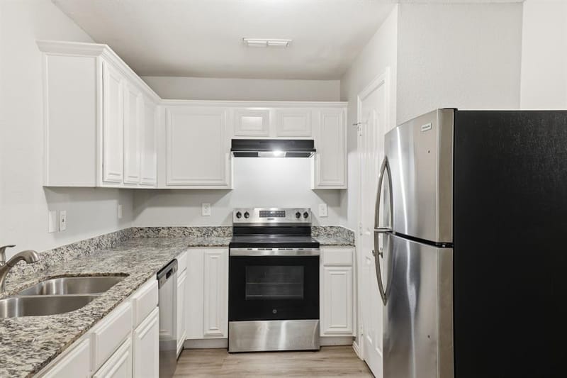 238 Creek Cove Drive, Dallas TX 75217 - Photo 13